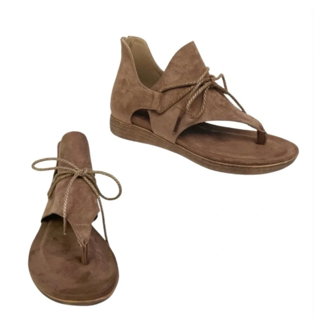 Pierre Dumas Women's Thong Sandals - Picture 1 of 10